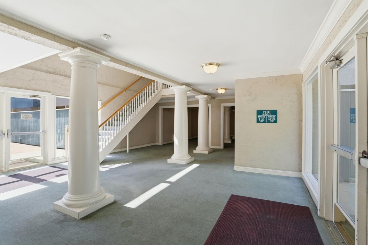 Detail Gallery Image 7 of 35 For 7150 Rainbow Dr #4,  San Jose,  CA 95129 - 2 Beds | 1 Baths