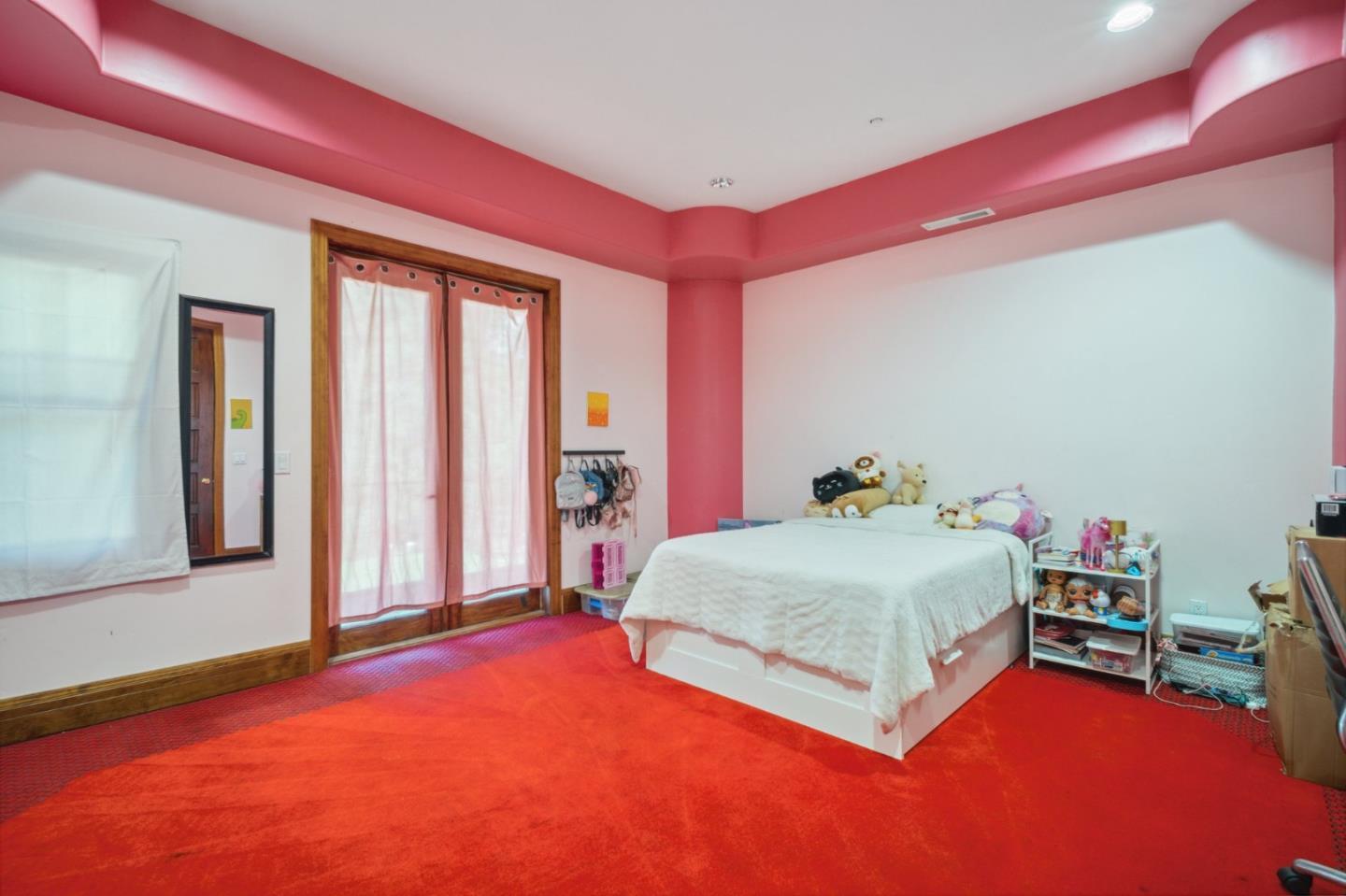 Detail Gallery Image 21 of 51 For 24541 Miller Hill Rd, Los Gatos,  CA 95033 - 5 Beds | 5/1 Baths