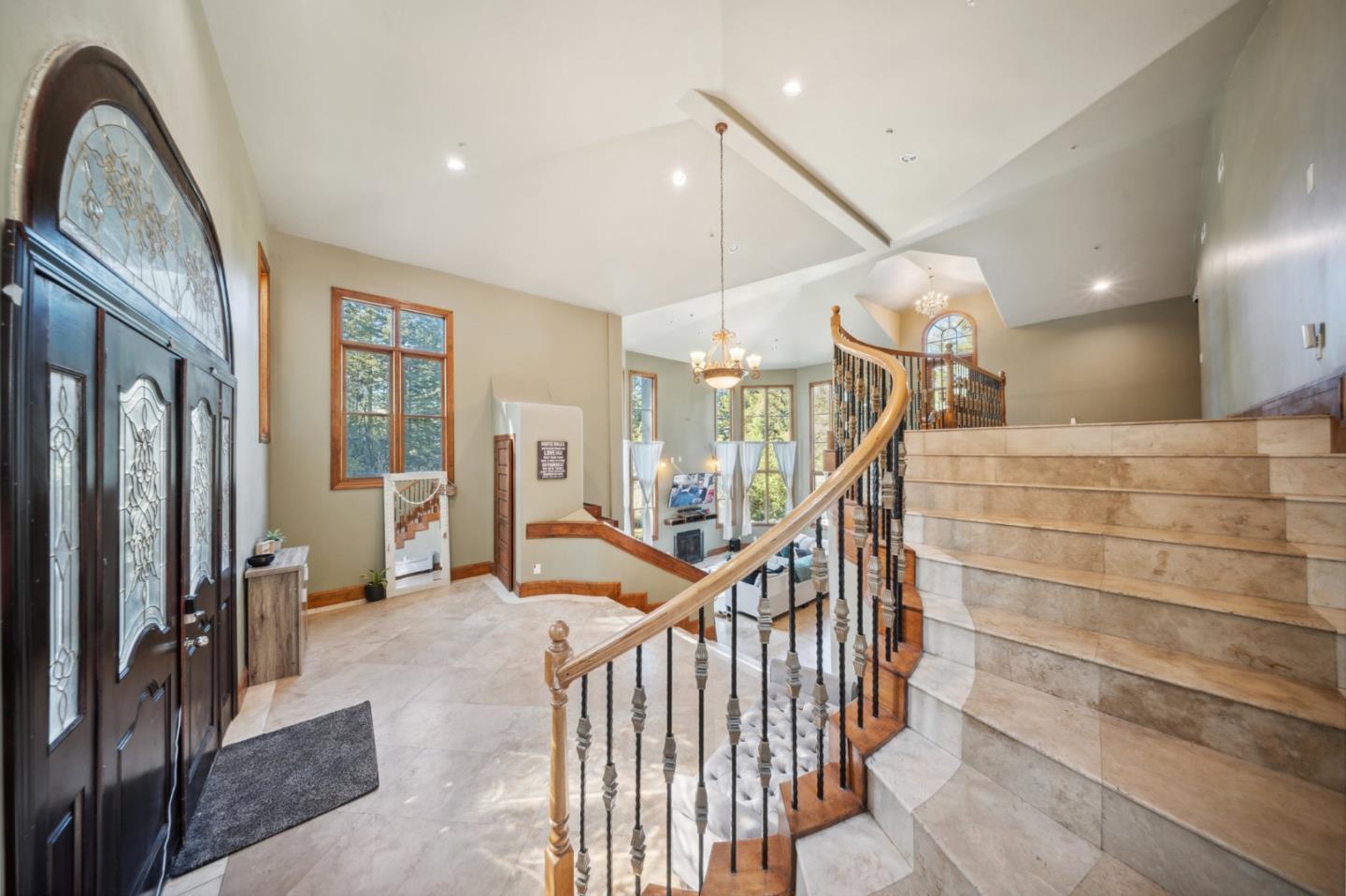 Detail Gallery Image 27 of 51 For 24541 Miller Hill Rd, Los Gatos,  CA 95033 - 5 Beds | 5/1 Baths