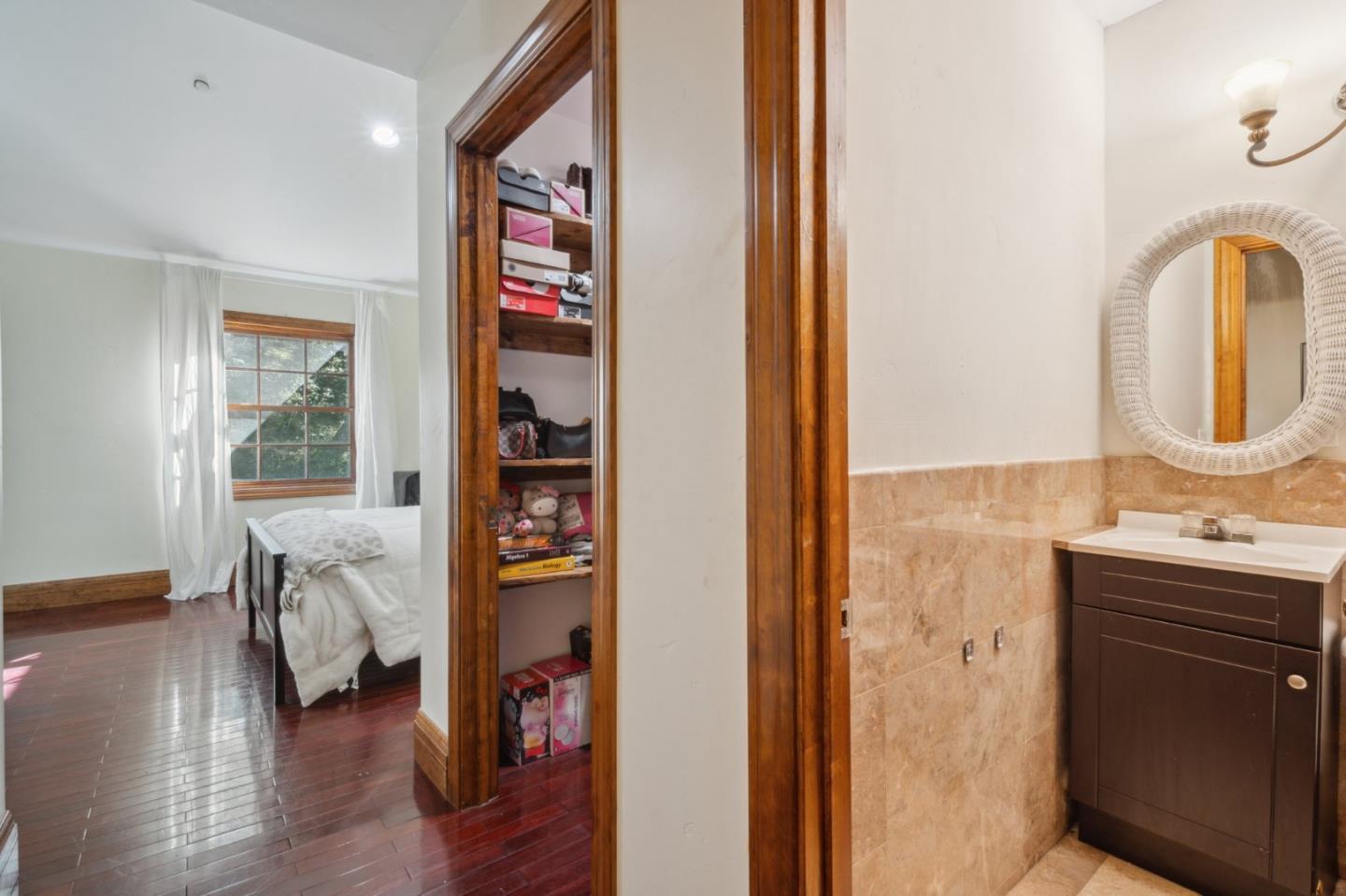 Detail Gallery Image 39 of 51 For 24541 Miller Hill Rd, Los Gatos,  CA 95033 - 5 Beds | 5/1 Baths