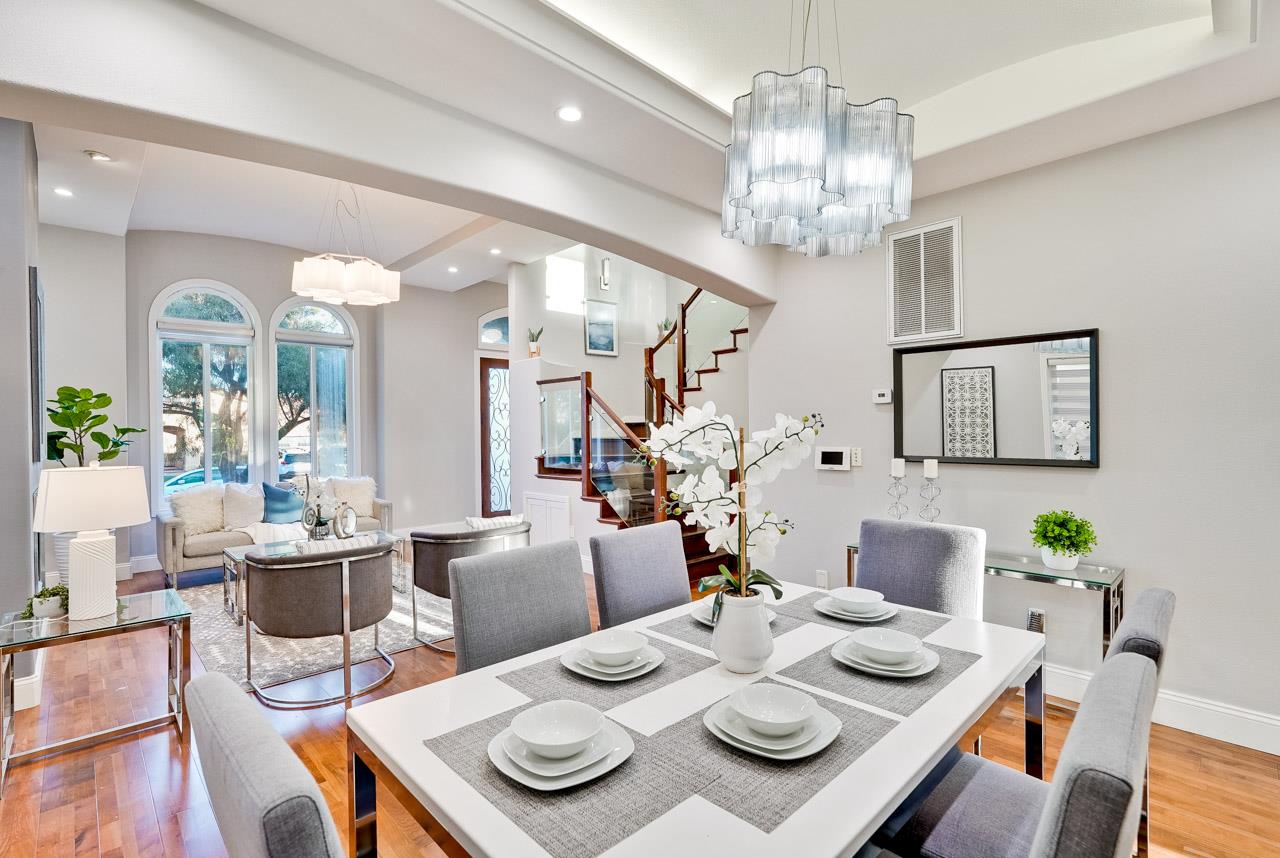 Detail Gallery Image 11 of 60 For 1067 Avondale St, San Jose,  CA 95129 - 4 Beds | 3/1 Baths