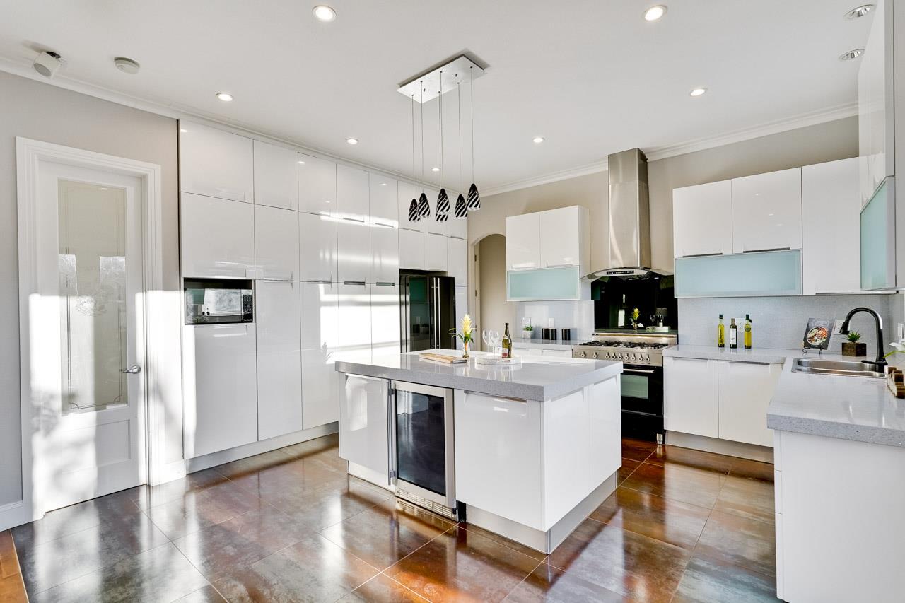 Detail Gallery Image 16 of 60 For 1067 Avondale St, San Jose,  CA 95129 - 4 Beds | 3/1 Baths