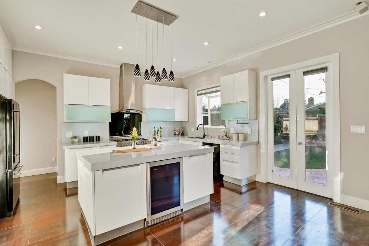 Detail Gallery Image 17 of 60 For 1067 Avondale St, San Jose,  CA 95129 - 4 Beds | 3/1 Baths