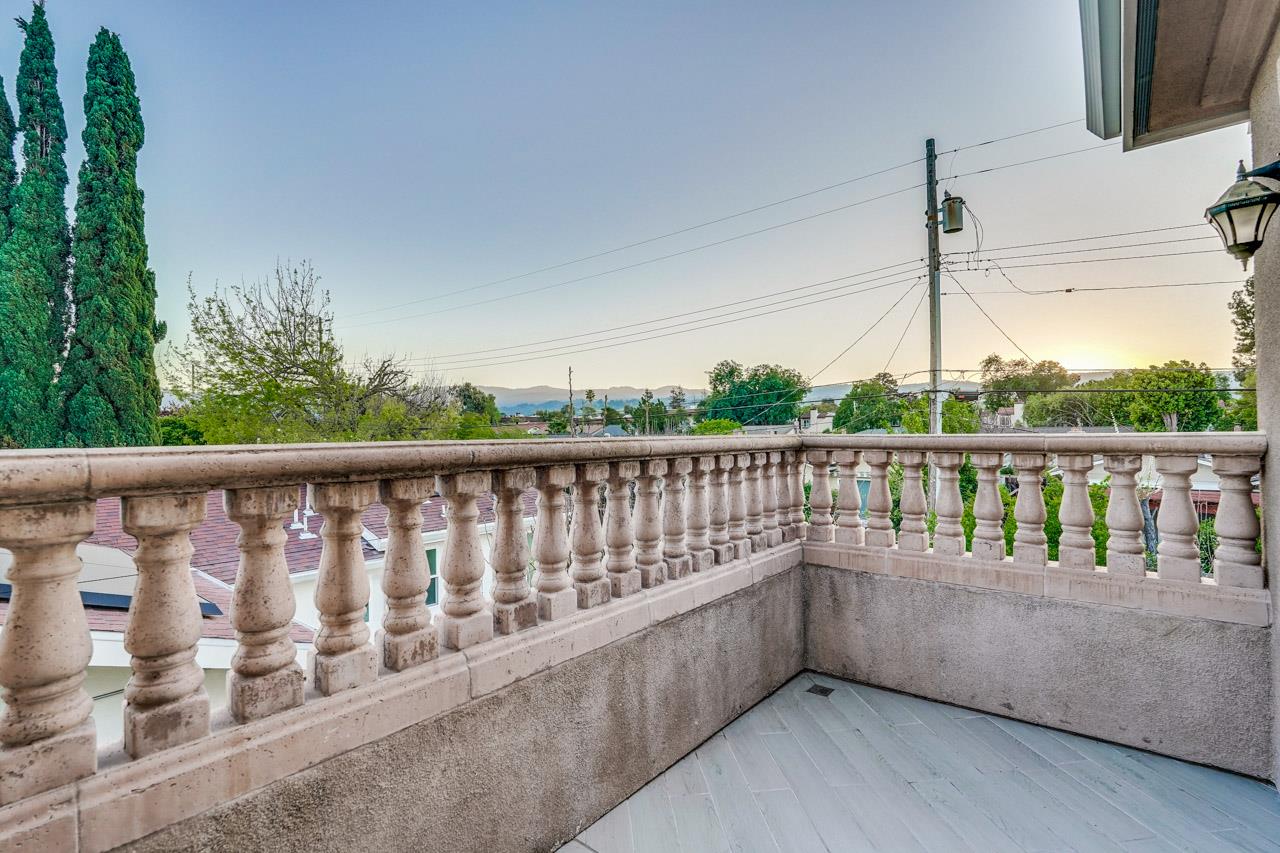 Detail Gallery Image 37 of 60 For 1067 Avondale St, San Jose,  CA 95129 - 4 Beds | 3/1 Baths