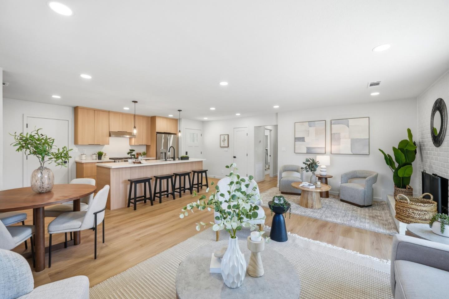 Detail Gallery Image 4 of 21 For 49 Hermitage Ln, Hayward,  CA 94544 - 3 Beds | 2 Baths