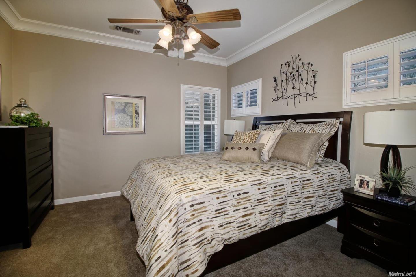 Detail Gallery Image 8 of 11 For 3520 Emerson Dr, Roseville,  CA 95661 - 3 Beds | 2/1 Baths