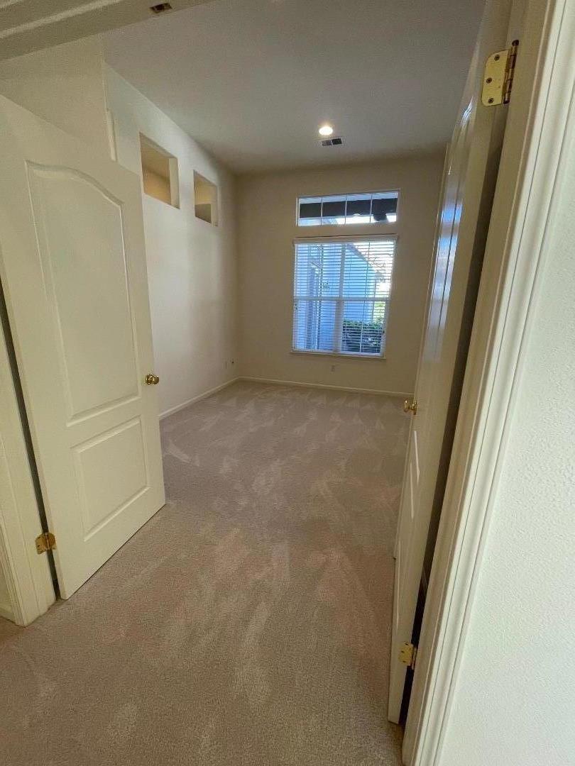 Detail Gallery Image 10 of 25 For 295 via Vaquero Norte, San Juan Bautista,  CA 95045 - 4 Beds | 3 Baths