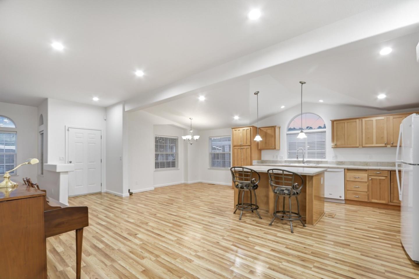 Detail Gallery Image 10 of 42 For 471 Mill Pond Dr #471,  San Jose,  CA 95125 - 3 Beds | 2 Baths