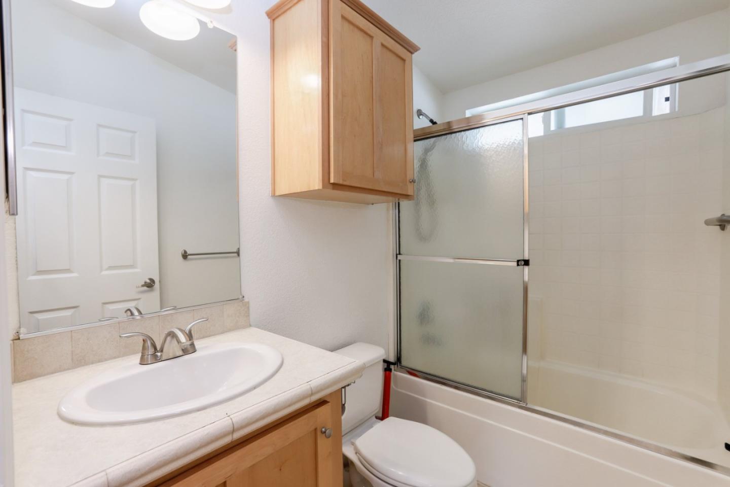 Detail Gallery Image 14 of 42 For 471 Mill Pond Dr #471,  San Jose,  CA 95125 - 3 Beds | 2 Baths