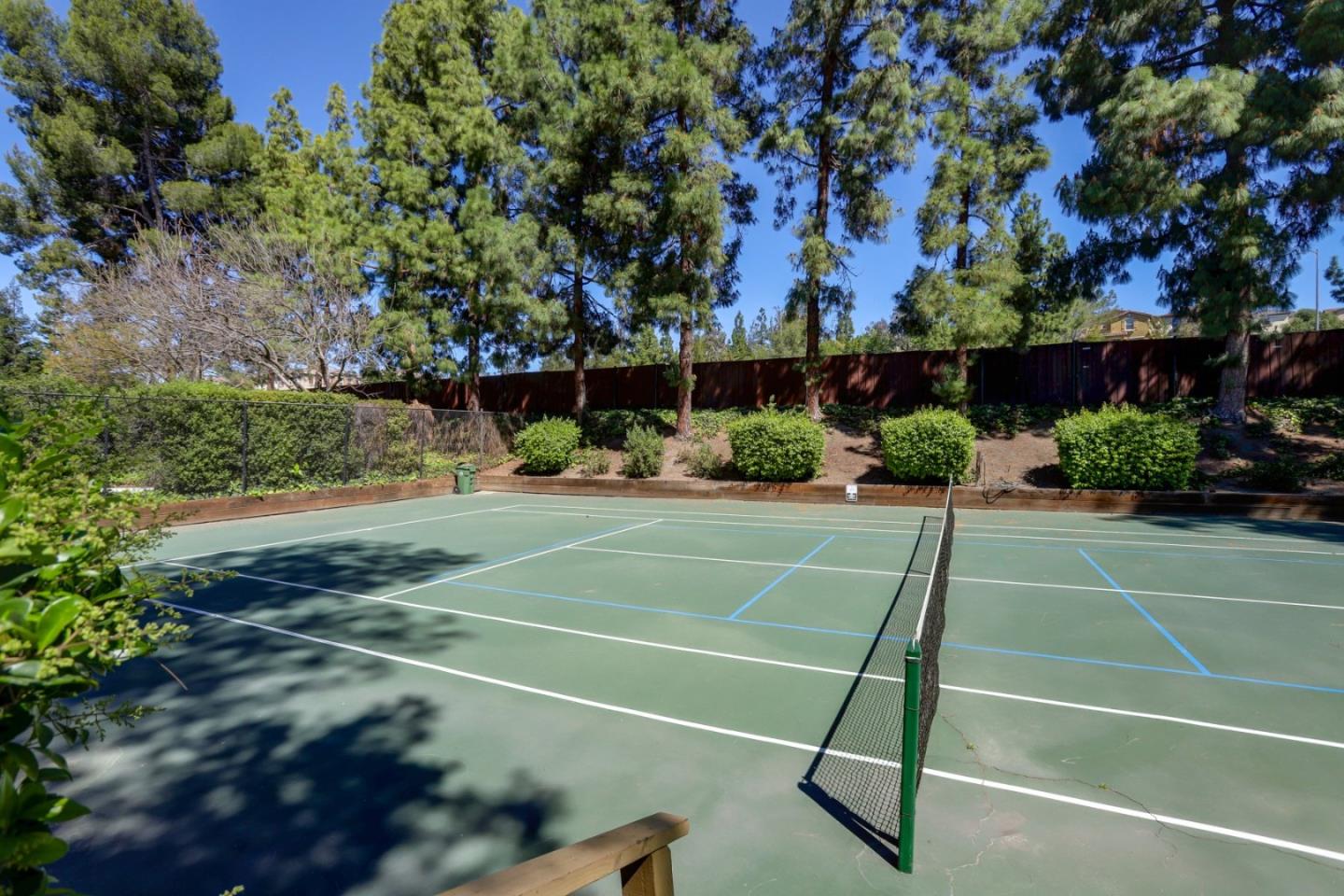 Detail Gallery Image 33 of 42 For 471 Mill Pond Dr #471,  San Jose,  CA 95125 - 3 Beds | 2 Baths