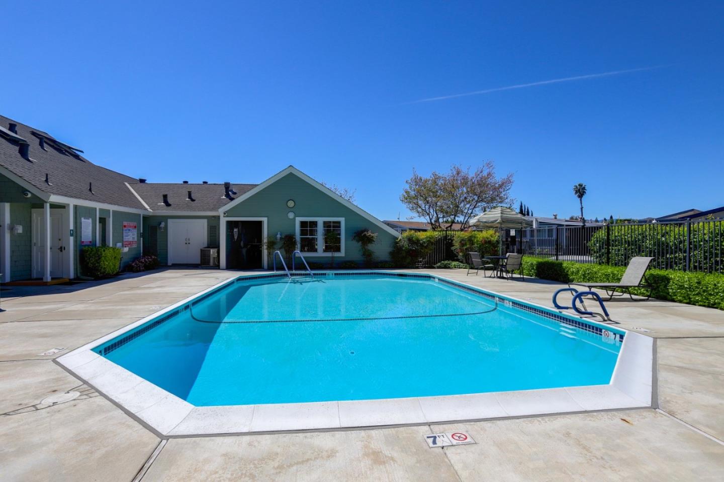 Detail Gallery Image 37 of 42 For 471 Mill Pond Dr #471,  San Jose,  CA 95125 - 3 Beds | 2 Baths