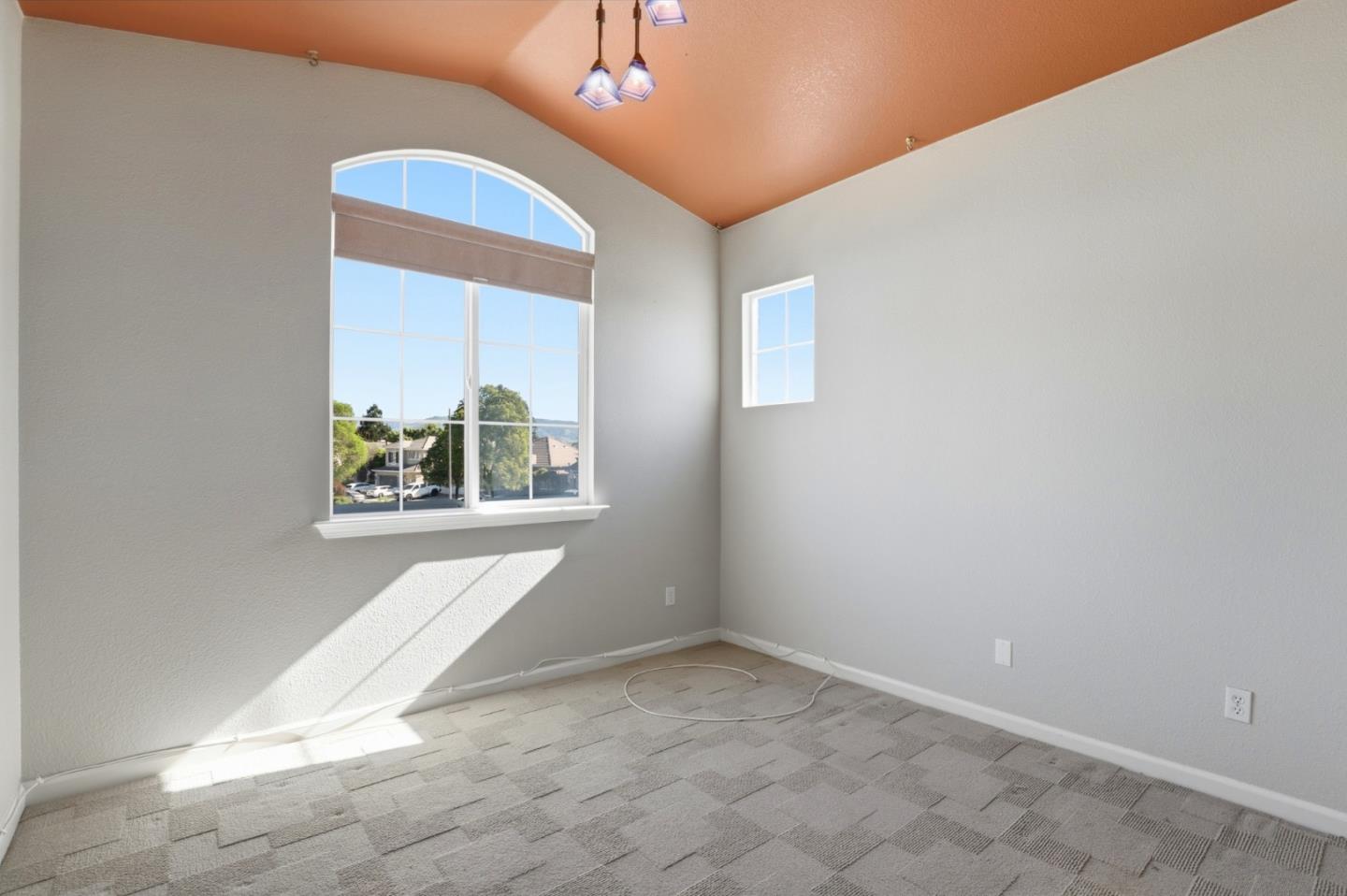 Detail Gallery Image 20 of 49 For 1536 Jackdow Ct, Gilroy,  CA 95020 - 5 Beds | 3 Baths