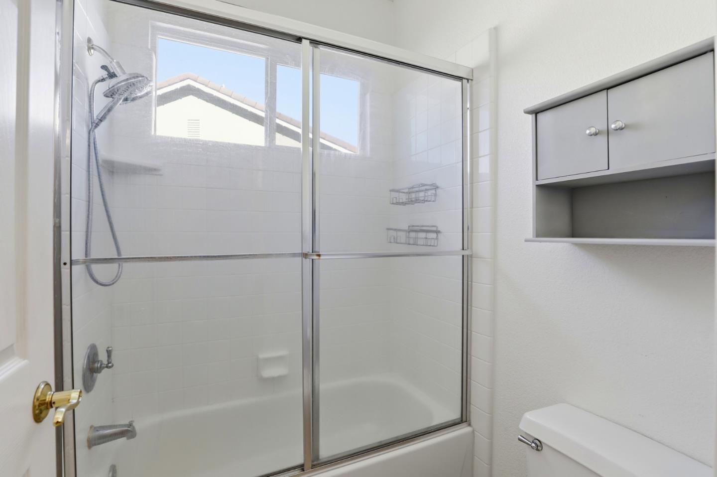 Detail Gallery Image 25 of 49 For 1536 Jackdow Ct, Gilroy,  CA 95020 - 5 Beds | 3 Baths