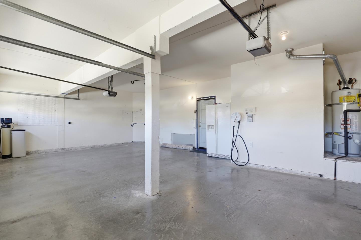 Detail Gallery Image 37 of 49 For 1536 Jackdow Ct, Gilroy,  CA 95020 - 5 Beds | 3 Baths