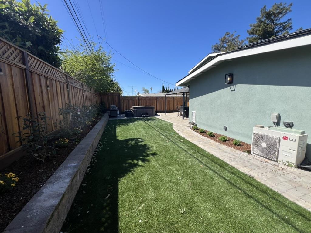 Detail Gallery Image 20 of 47 For 1180 Pecos, Sunnyvale,  CA 94089 - 4 Beds | 3/1 Baths