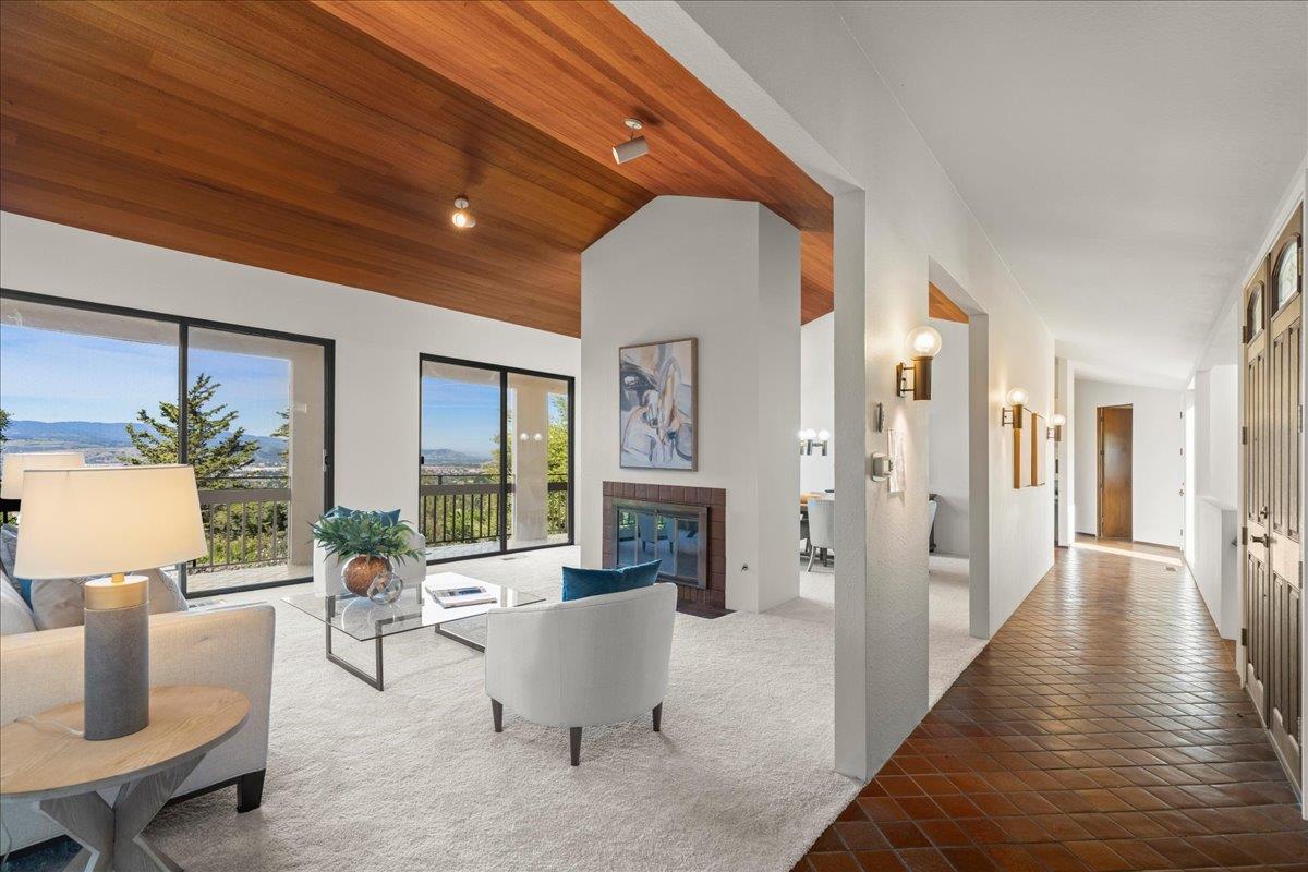 Detail Gallery Image 2 of 39 For 16655 Oak View Cir, Morgan Hill,  CA 95037 - 5 Beds | 4/1 Baths