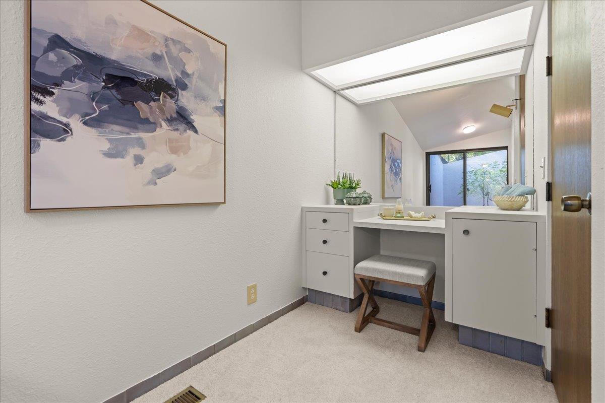 Detail Gallery Image 24 of 39 For 16655 Oak View Cir, Morgan Hill,  CA 95037 - 5 Beds | 4/1 Baths