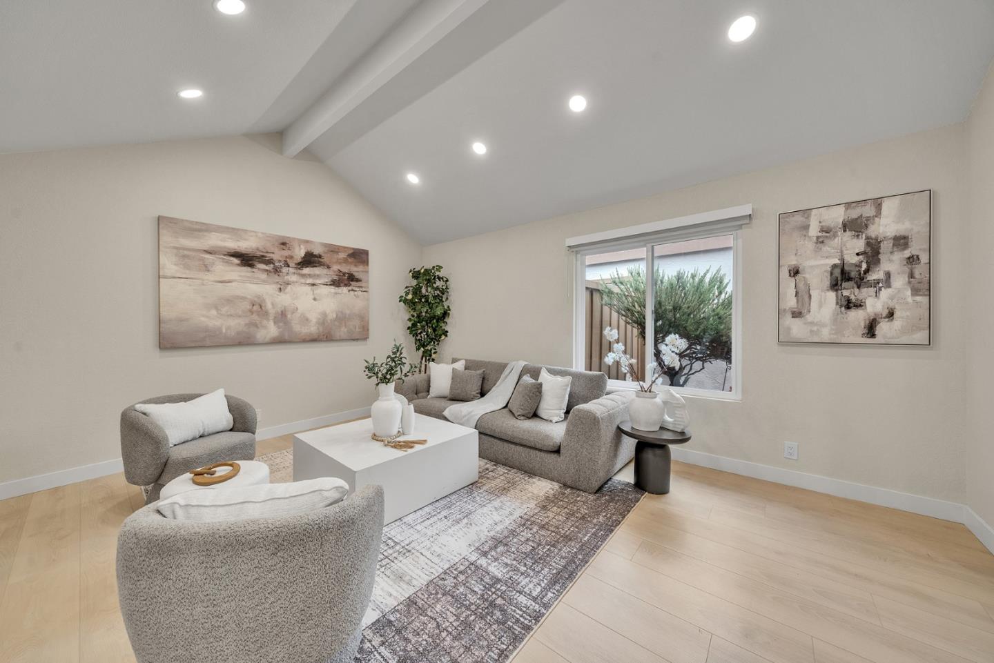 Photo #5: ML82040295 Listing: Photo #5