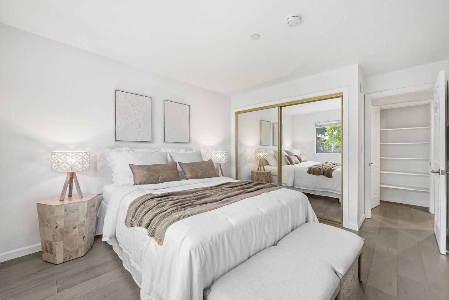 Detail Gallery Image 12 of 28 For 4151 El Camino Way #M,  Palo Alto,  CA 94306 - 2 Beds | 2 Baths