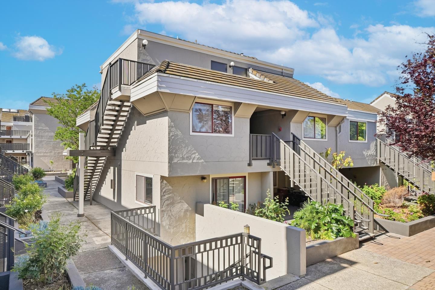 Detail Gallery Image 21 of 28 For 4151 El Camino Way #M,  Palo Alto,  CA 94306 - 2 Beds | 2 Baths