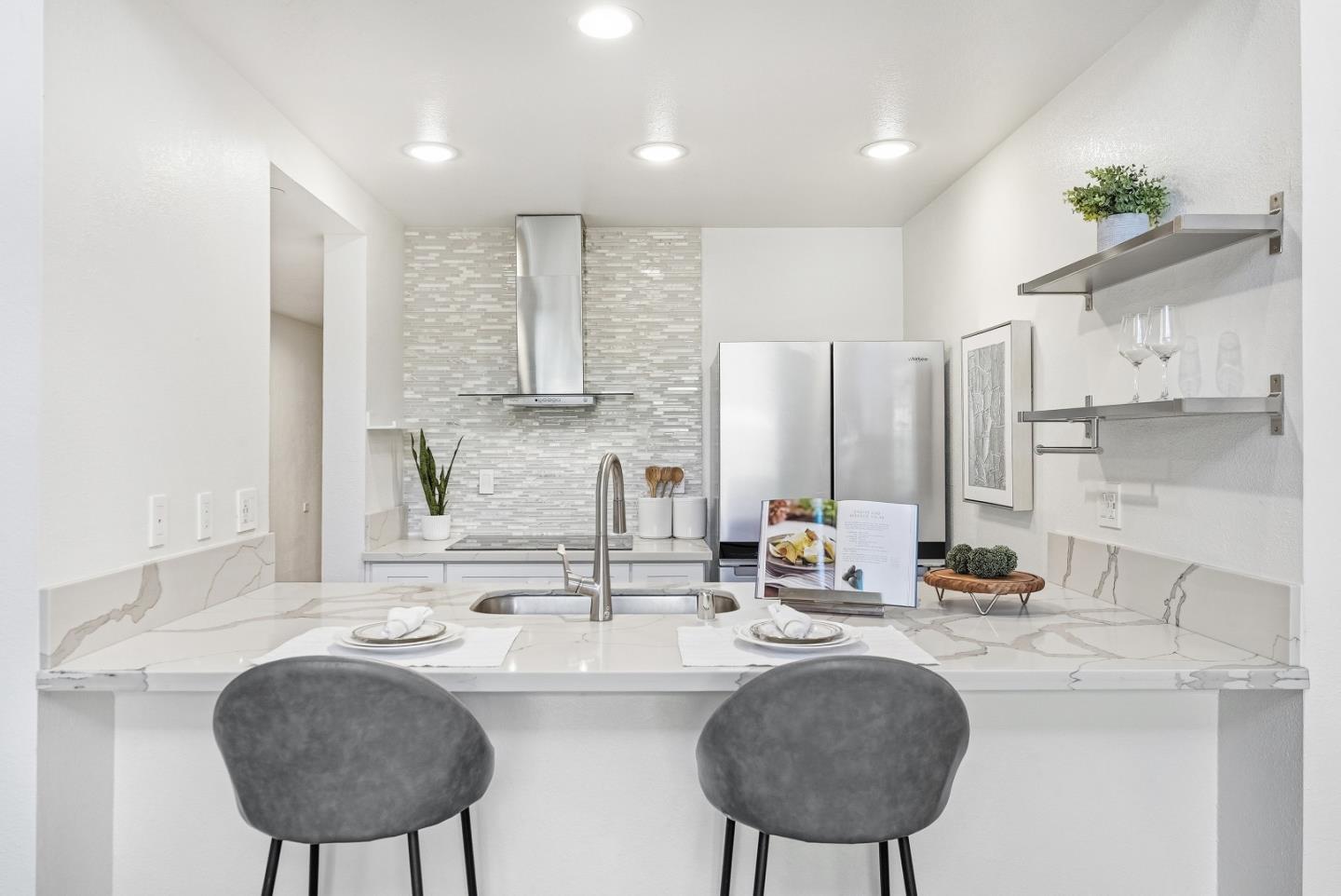 Detail Gallery Image 6 of 28 For 4151 El Camino Way #M,  Palo Alto,  CA 94306 - 2 Beds | 2 Baths