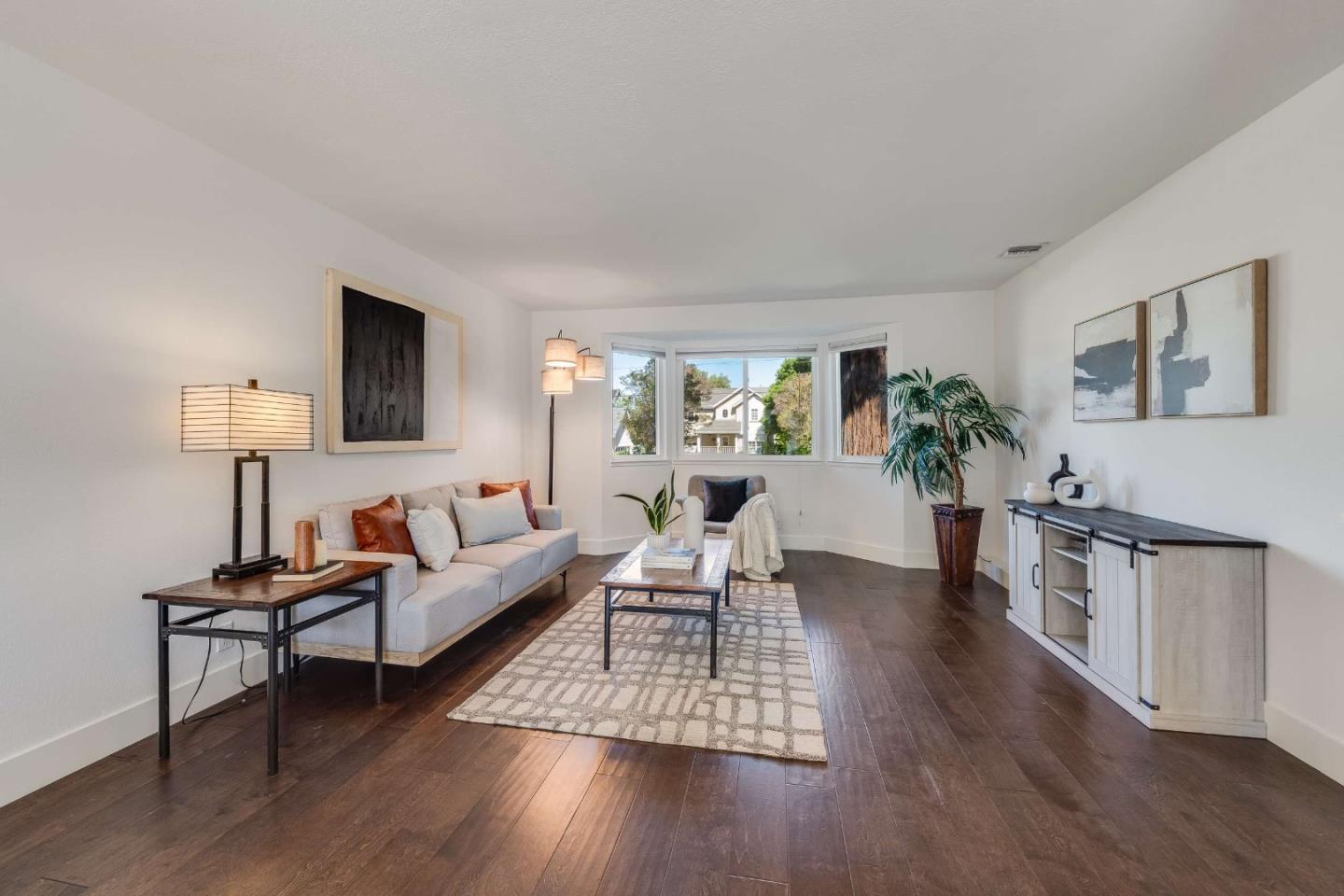 Photo #4: ML82040299 Listing: Photo #4