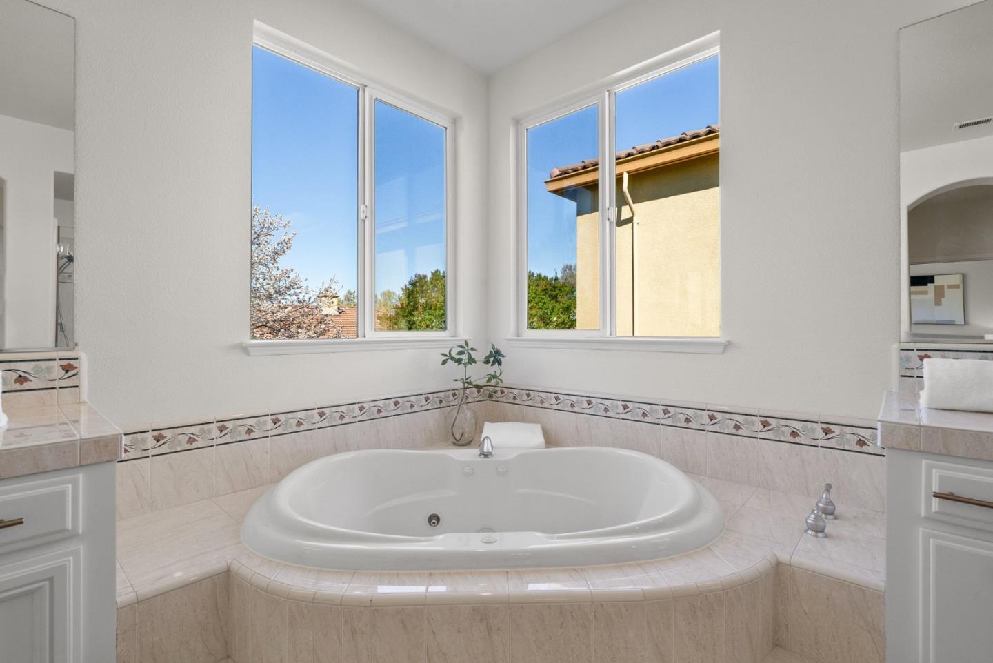 Detail Gallery Image 52 of 75 For 3937 Emerald Isle Ln, San Jose,  CA 95135 - 4 Beds | 3 Baths