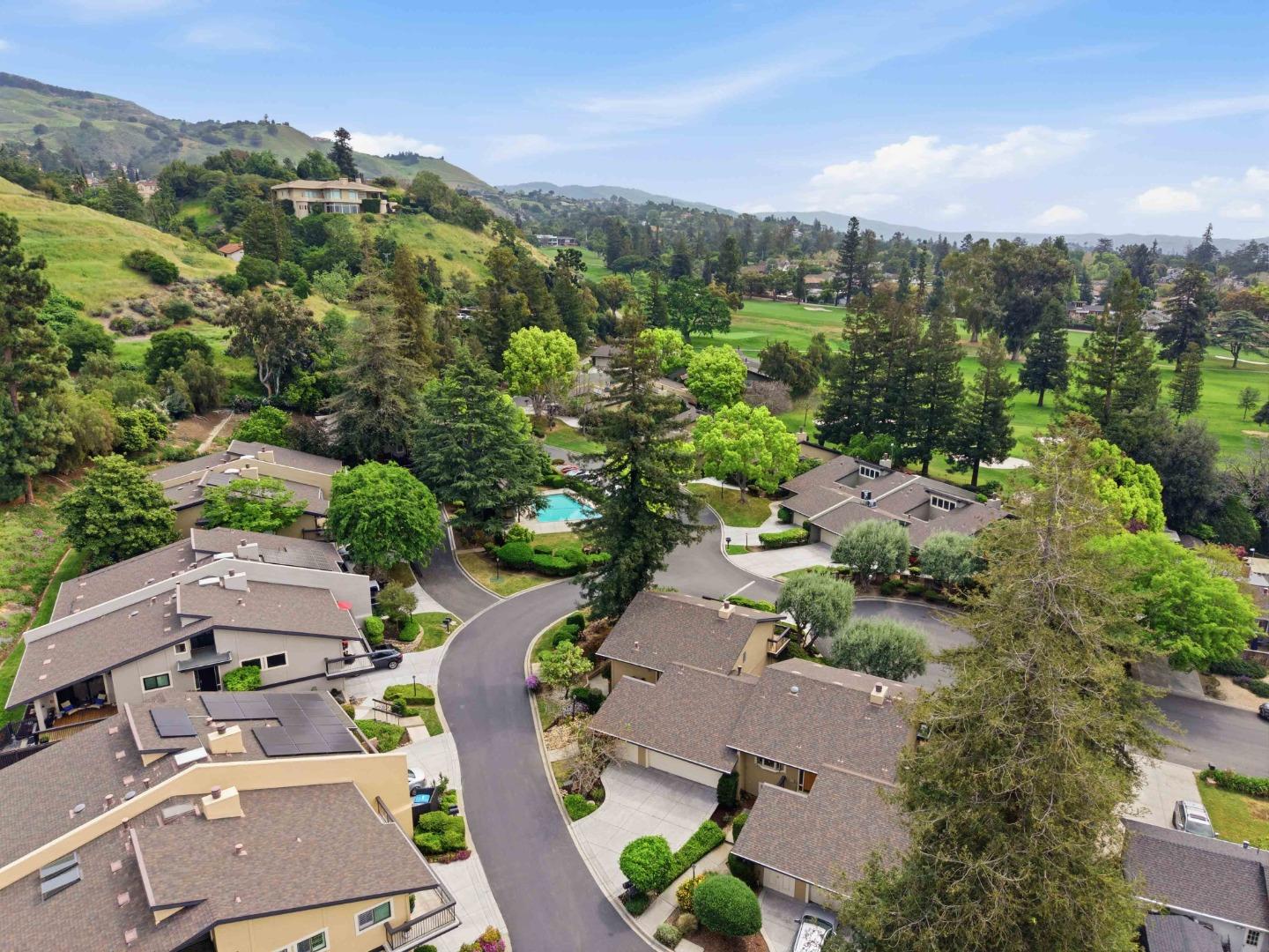 Detail Gallery Image 7 of 49 For 496 Golfview Dr, San Jose,  CA 95127 - 2 Beds | 2/1 Baths