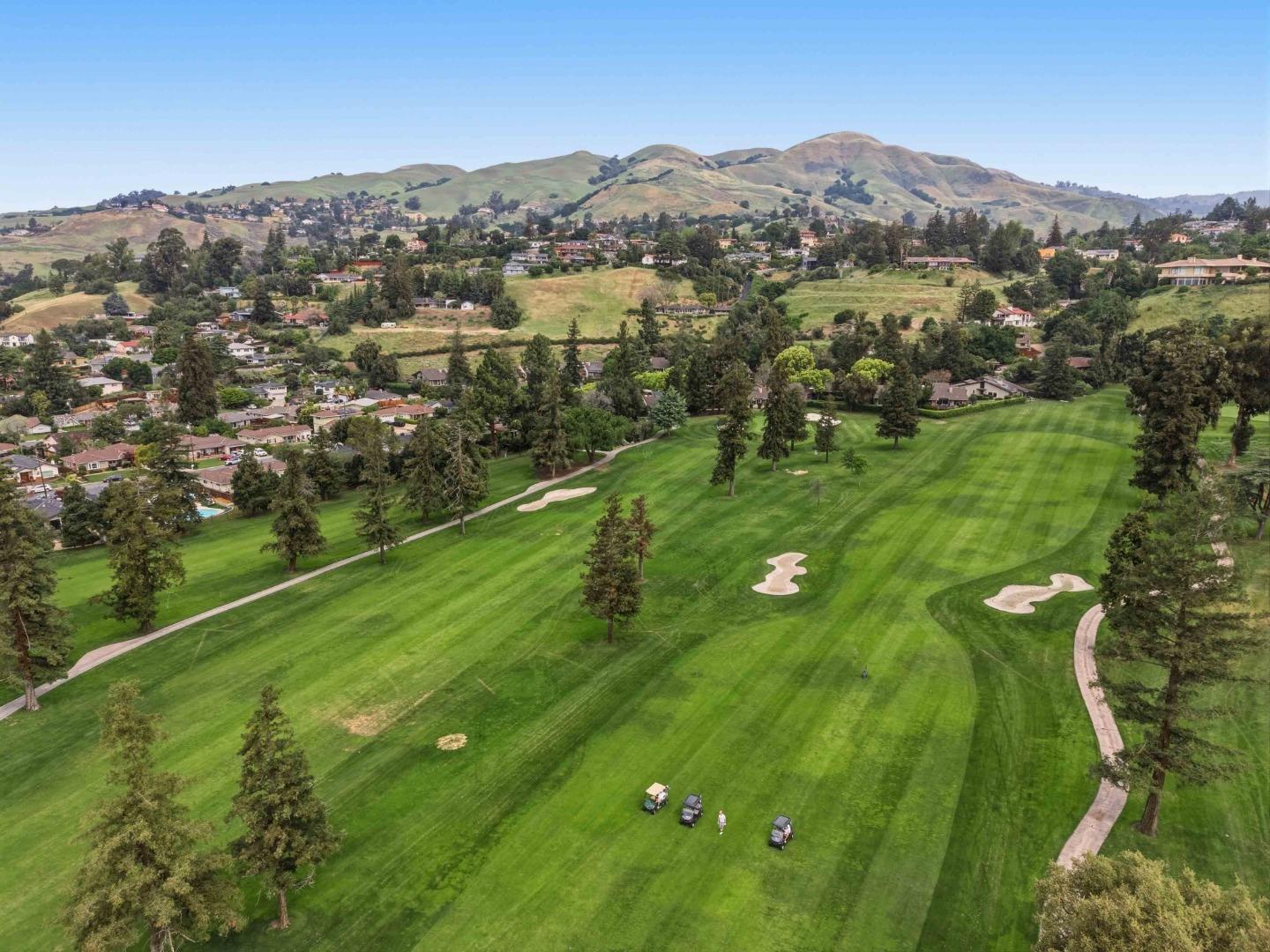 Detail Gallery Image 9 of 49 For 496 Golfview Dr, San Jose,  CA 95127 - 2 Beds | 2/1 Baths