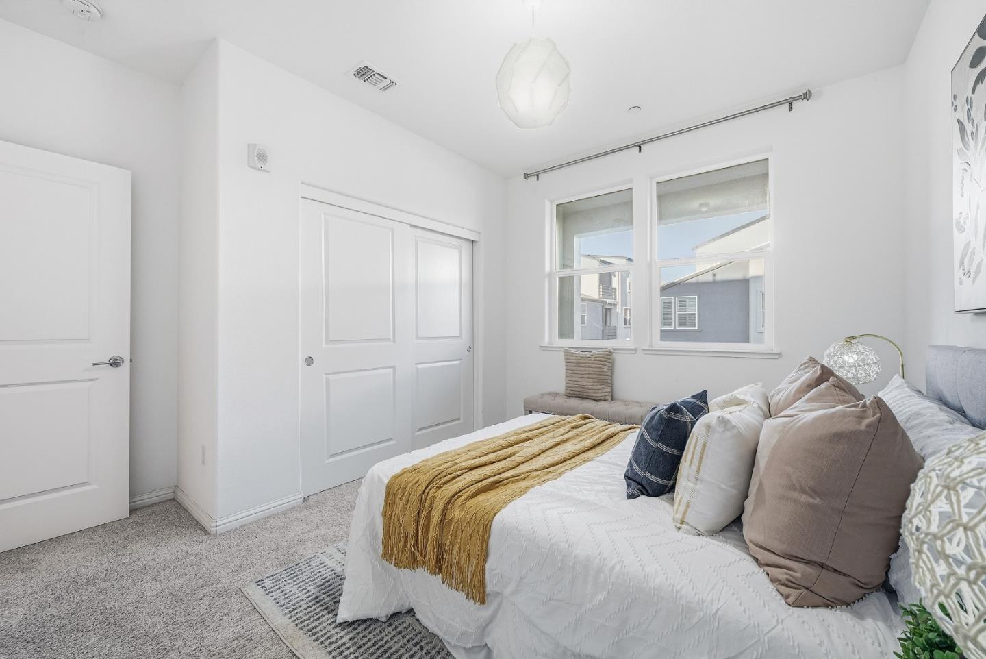 Detail Gallery Image 19 of 50 For 621 Blackbury Ln, San Jose,  CA 95133 - 3 Beds | 3 Baths