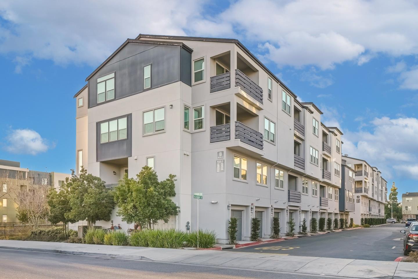 Detail Gallery Image 35 of 50 For 621 Blackbury Ln, San Jose,  CA 95133 - 3 Beds | 3 Baths