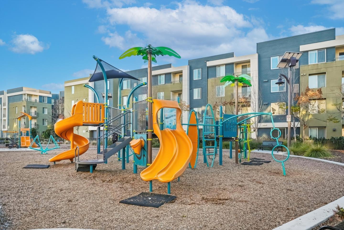 Detail Gallery Image 38 of 50 For 621 Blackbury Ln, San Jose,  CA 95133 - 3 Beds | 3 Baths