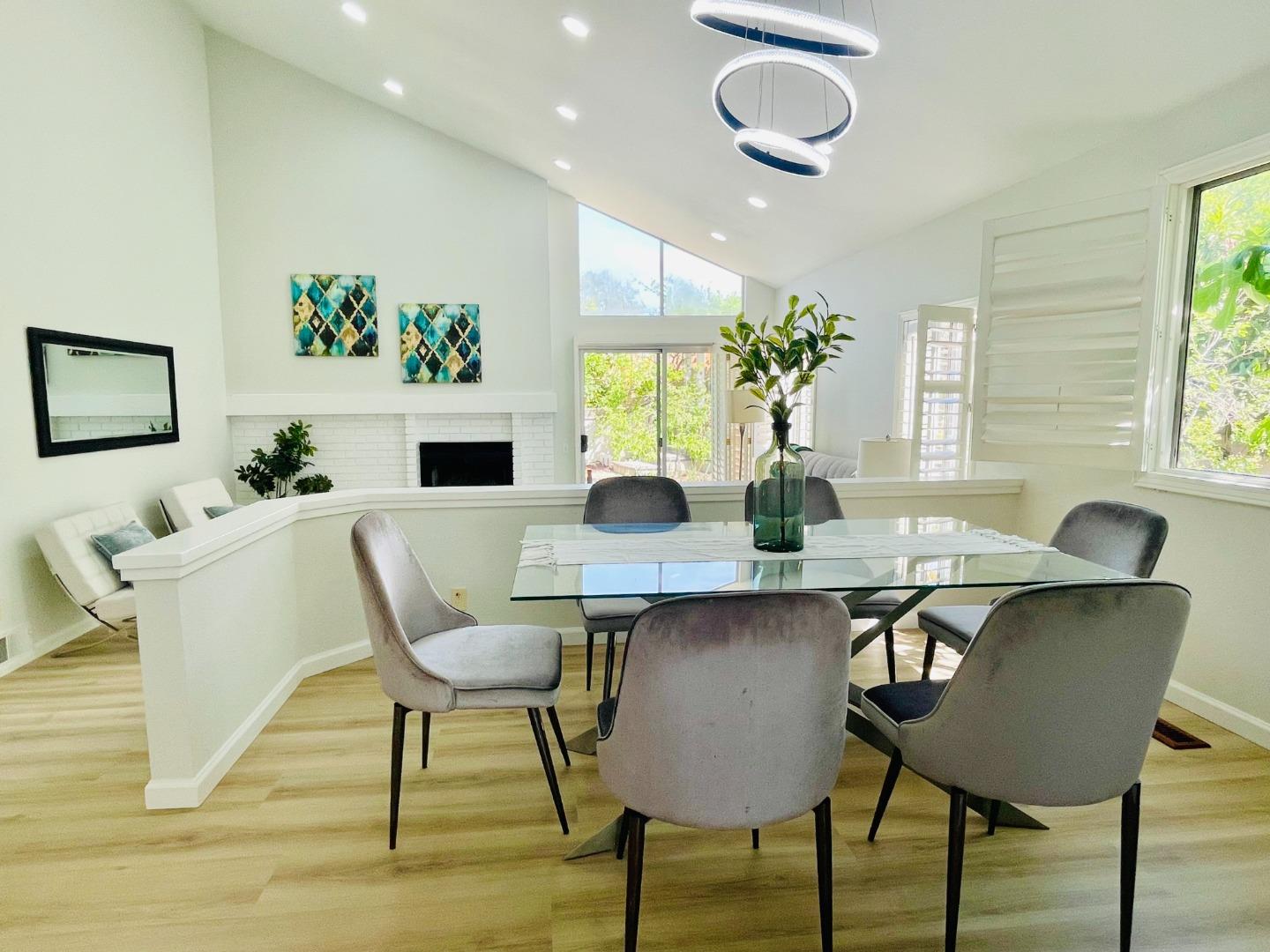 Detail Gallery Image 16 of 42 For 3561 Slopeview Dr, San Jose,  CA 95148 - 3 Beds | 2 Baths