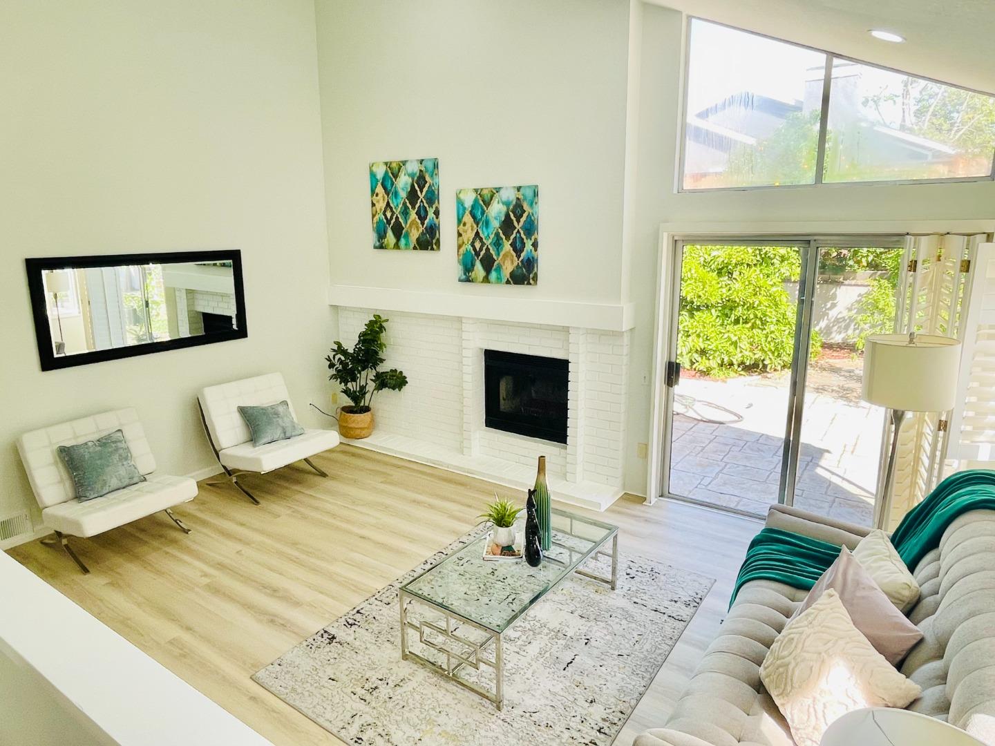 Detail Gallery Image 7 of 42 For 3561 Slopeview Dr, San Jose,  CA 95148 - 3 Beds | 2 Baths