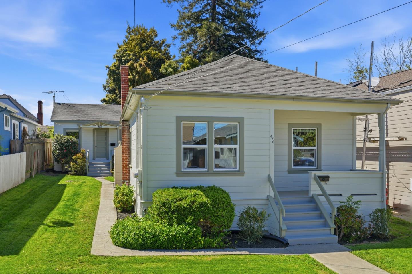 Front Image Thumbnail for ML82040309