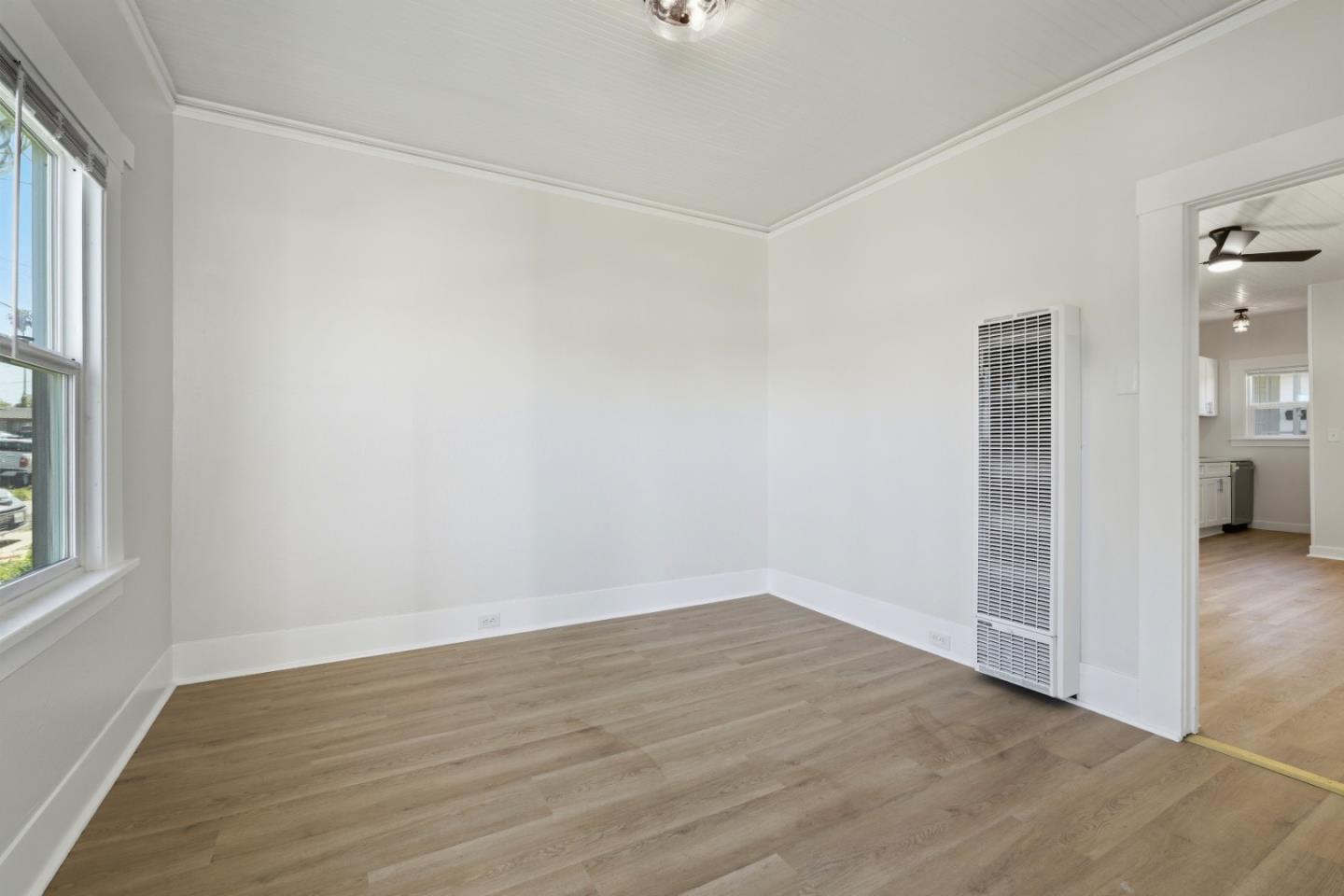 Detail Gallery Image 4 of 27 For 338 Garretson Ave, Rodeo,  CA 94572 - – Beds | – Baths