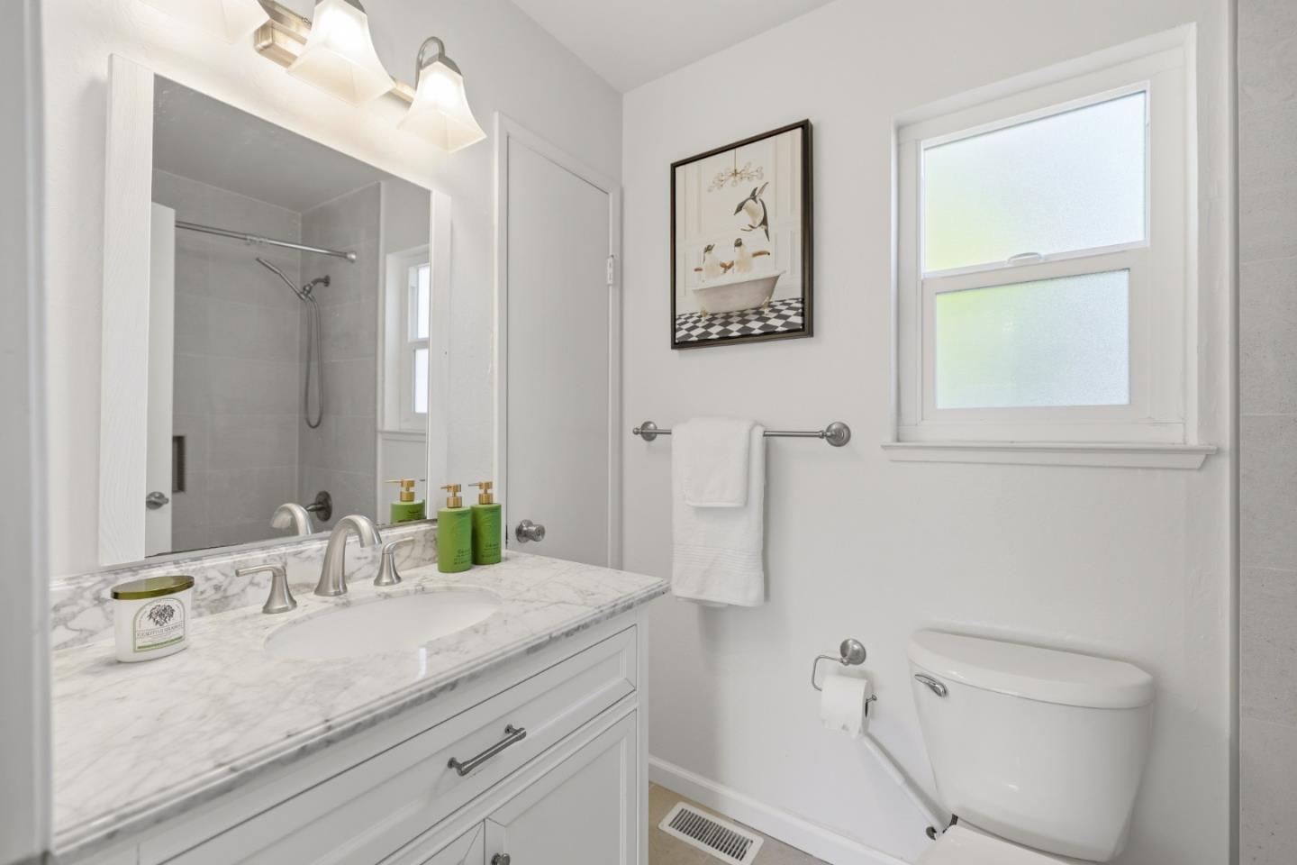 Detail Gallery Image 18 of 29 For 32060 Paloma Ct, Union City,  CA 94587 - 2 Beds | 2/1 Baths