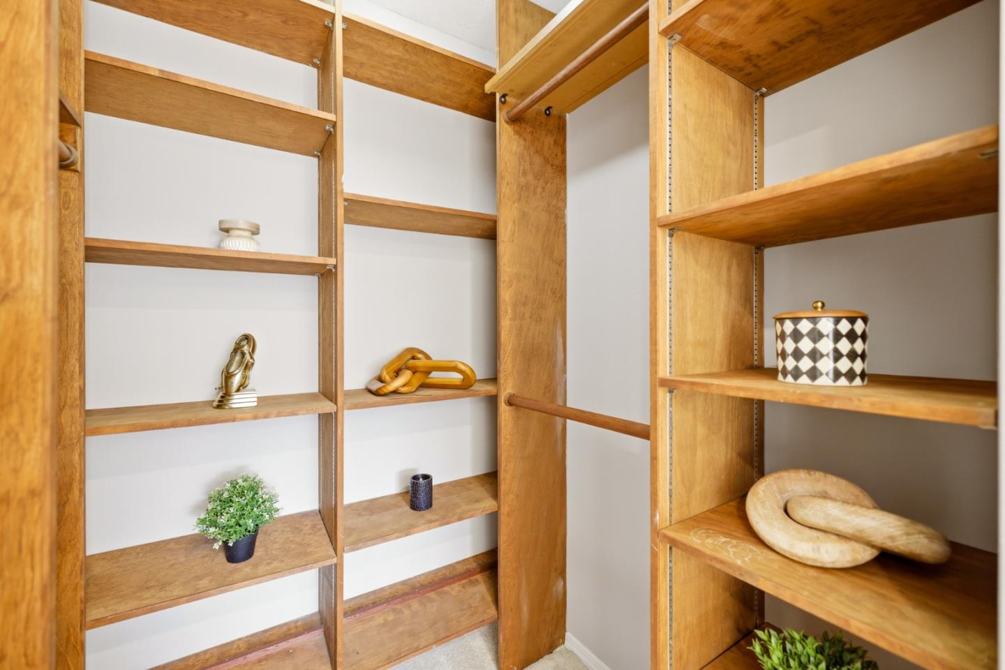 Detail Gallery Image 22 of 29 For 32060 Paloma Ct, Union City,  CA 94587 - 2 Beds | 2/1 Baths