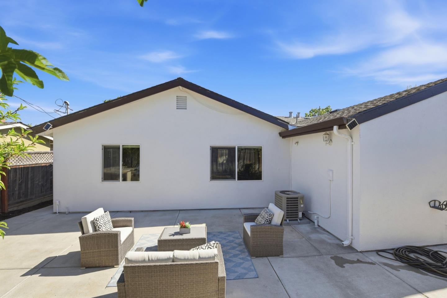 Detail Gallery Image 21 of 25 For 2823 Quinto Way, San Jose,  CA 95124 - 3 Beds | 2 Baths