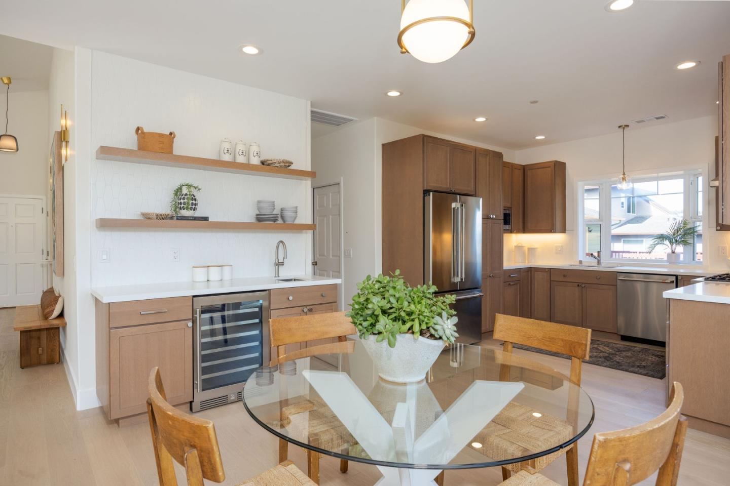 Detail Gallery Image 19 of 53 For 525 5th St, Montara,  CA 94037 - 3 Beds | 3 Baths