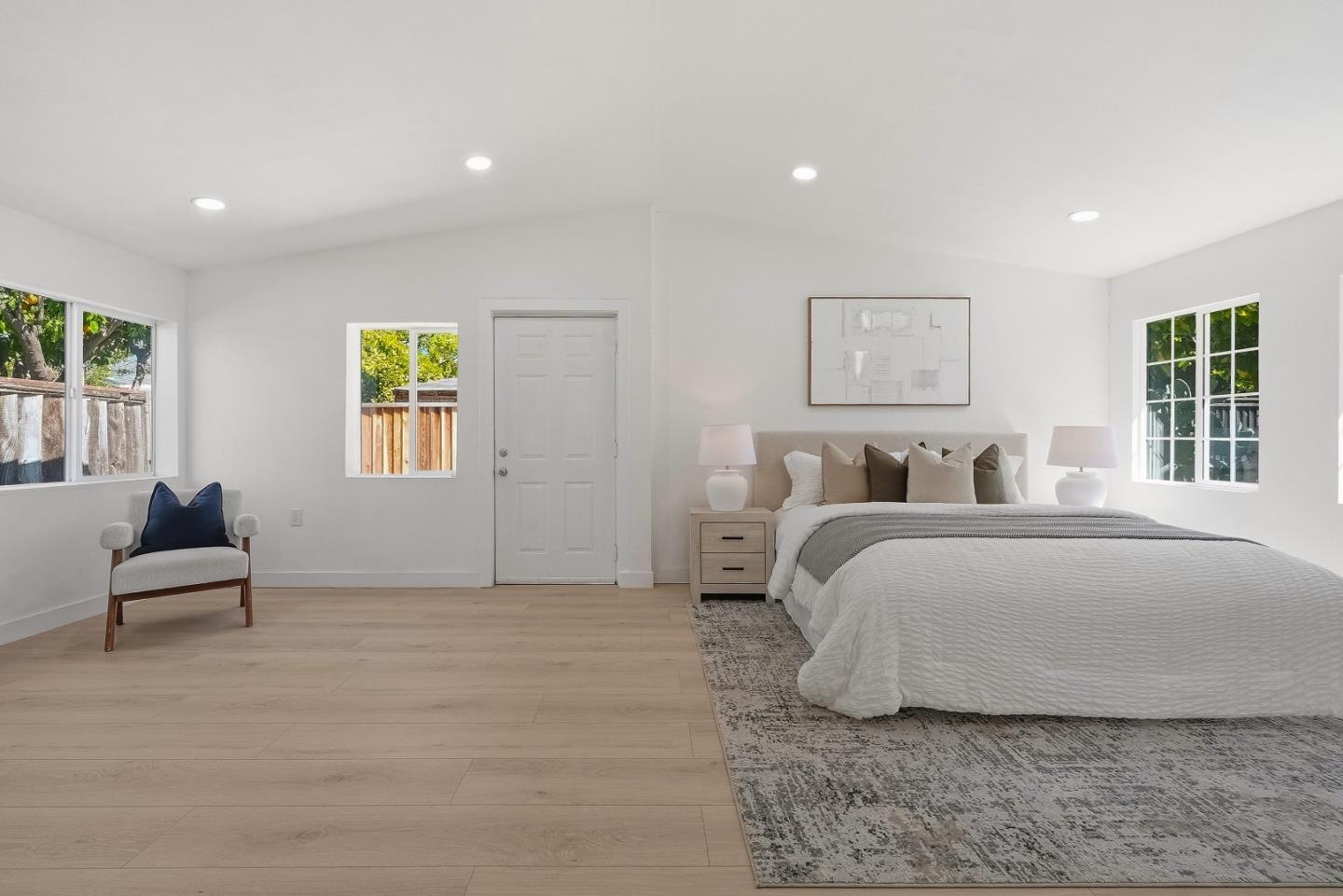 Detail Gallery Image 21 of 49 For 714 Santa Rosa St, Sunnyvale,  CA 94085 - 4 Beds | 2 Baths