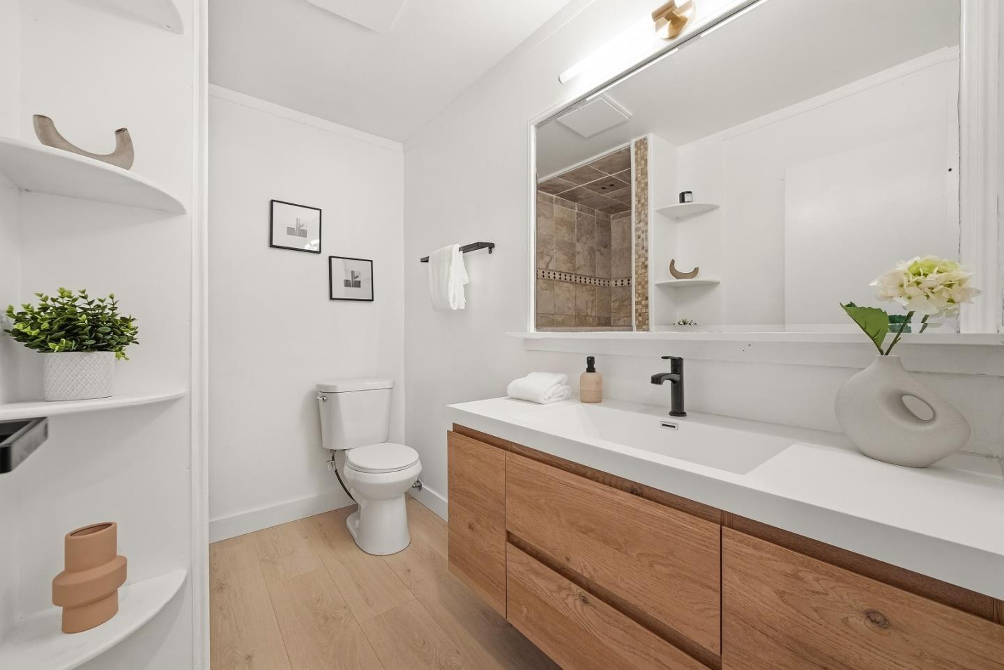 Detail Gallery Image 34 of 49 For 714 Santa Rosa St, Sunnyvale,  CA 94085 - 4 Beds | 2 Baths