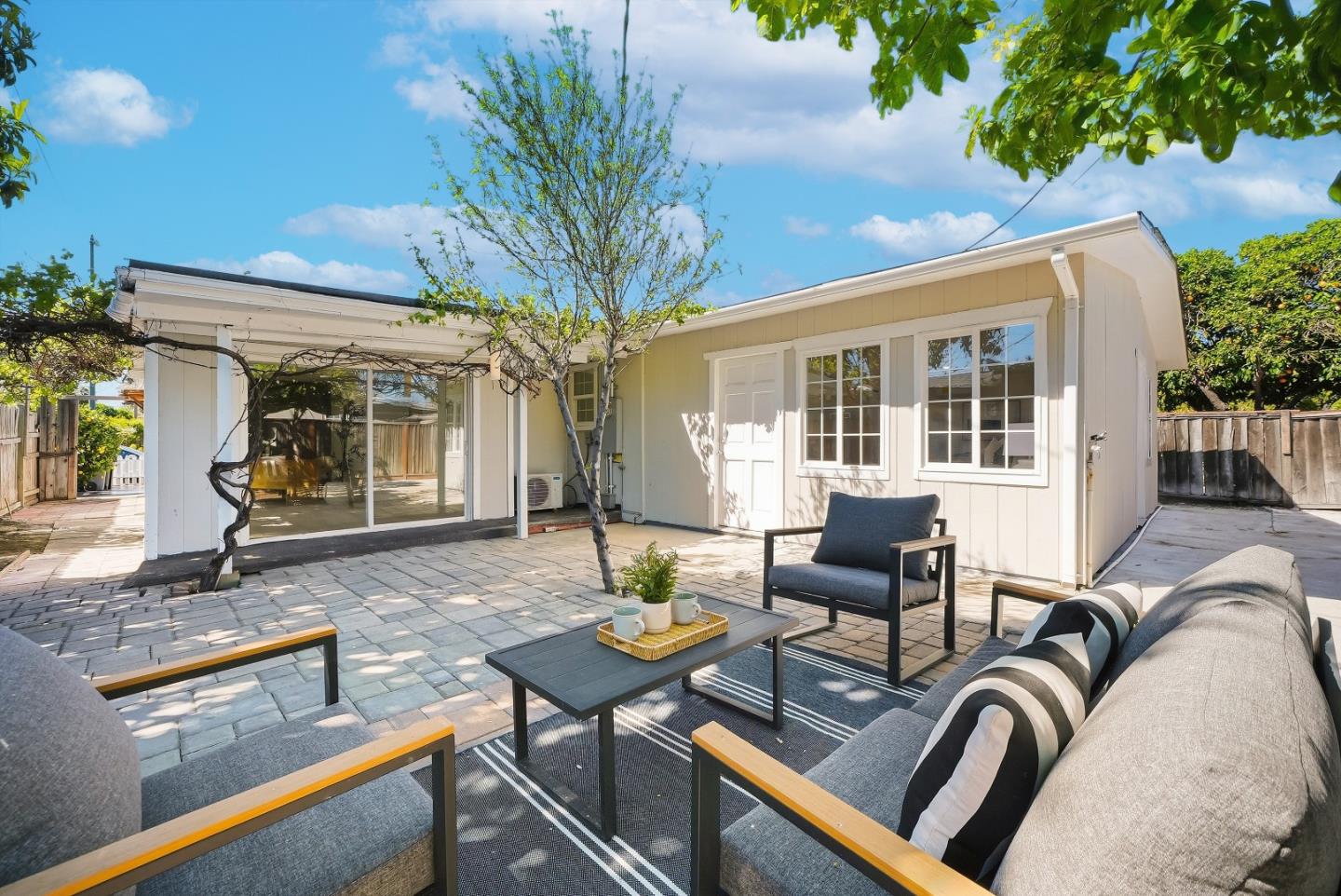 Detail Gallery Image 40 of 49 For 714 Santa Rosa St, Sunnyvale,  CA 94085 - 4 Beds | 2 Baths