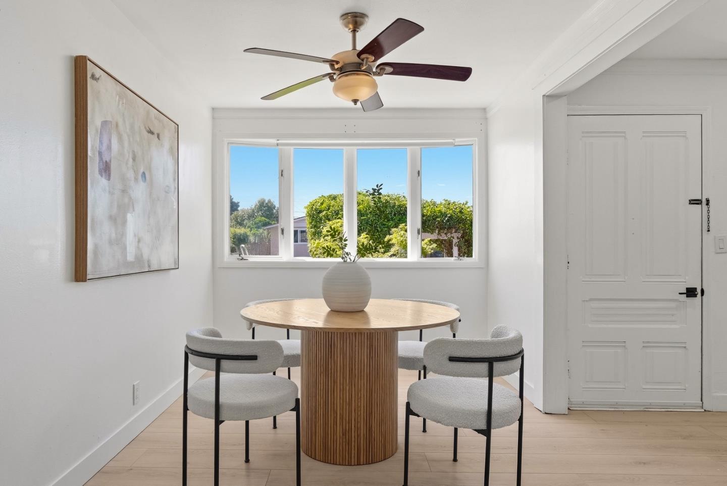 Detail Gallery Image 8 of 49 For 714 Santa Rosa St, Sunnyvale,  CA 94085 - 4 Beds | 2 Baths