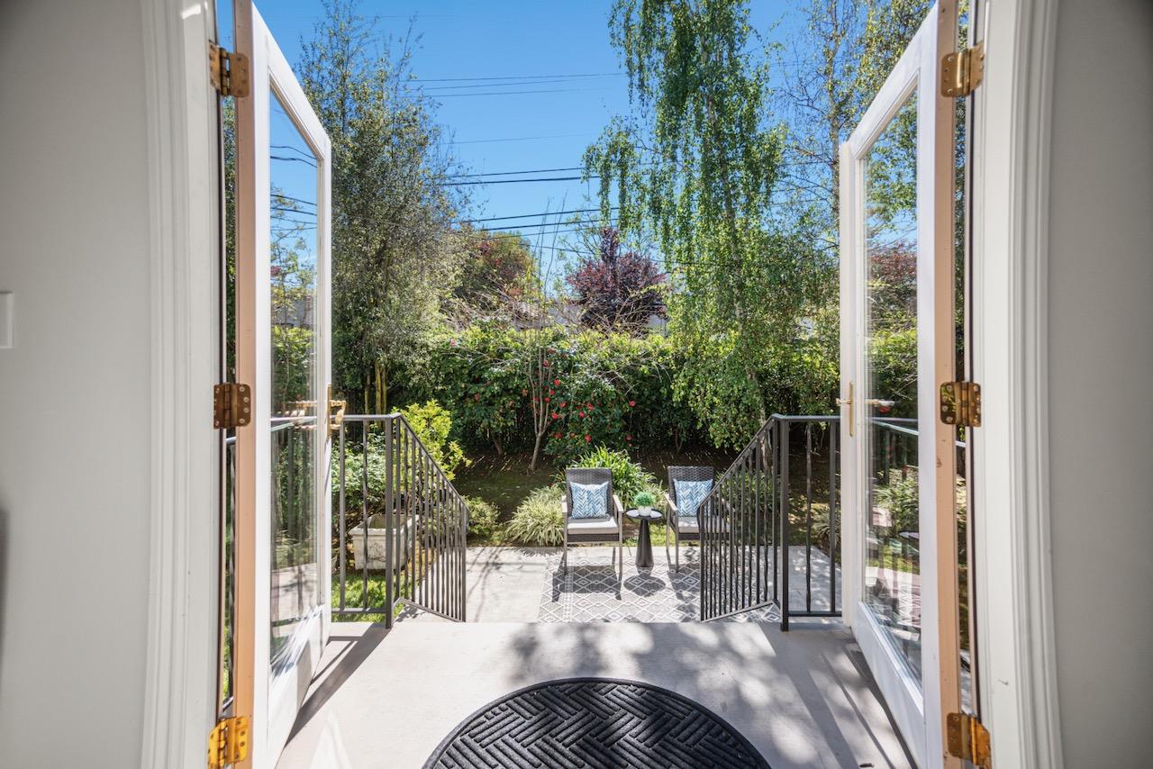 Detail Gallery Image 17 of 42 For 307 Aragon Blvd, San Mateo,  CA 94402 - 3 Beds | 2/1 Baths