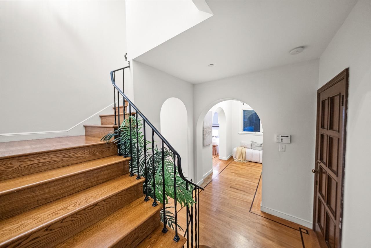 Detail Gallery Image 19 of 42 For 307 Aragon Blvd, San Mateo,  CA 94402 - 3 Beds | 2/1 Baths