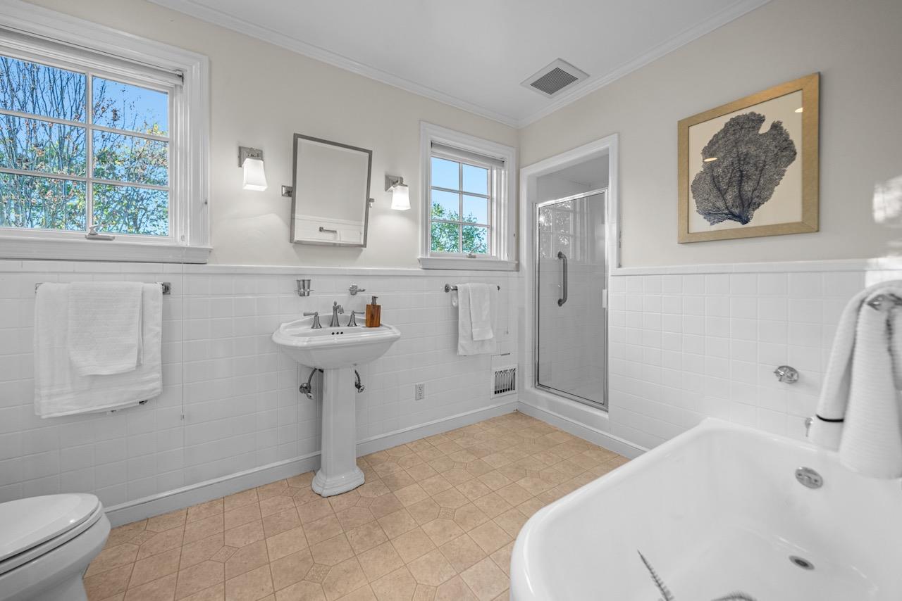 Detail Gallery Image 21 of 42 For 307 Aragon Blvd, San Mateo,  CA 94402 - 3 Beds | 2/1 Baths