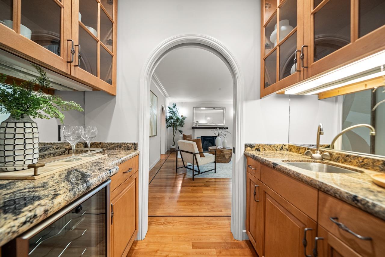 Detail Gallery Image 6 of 42 For 307 Aragon Blvd, San Mateo,  CA 94402 - 3 Beds | 2/1 Baths