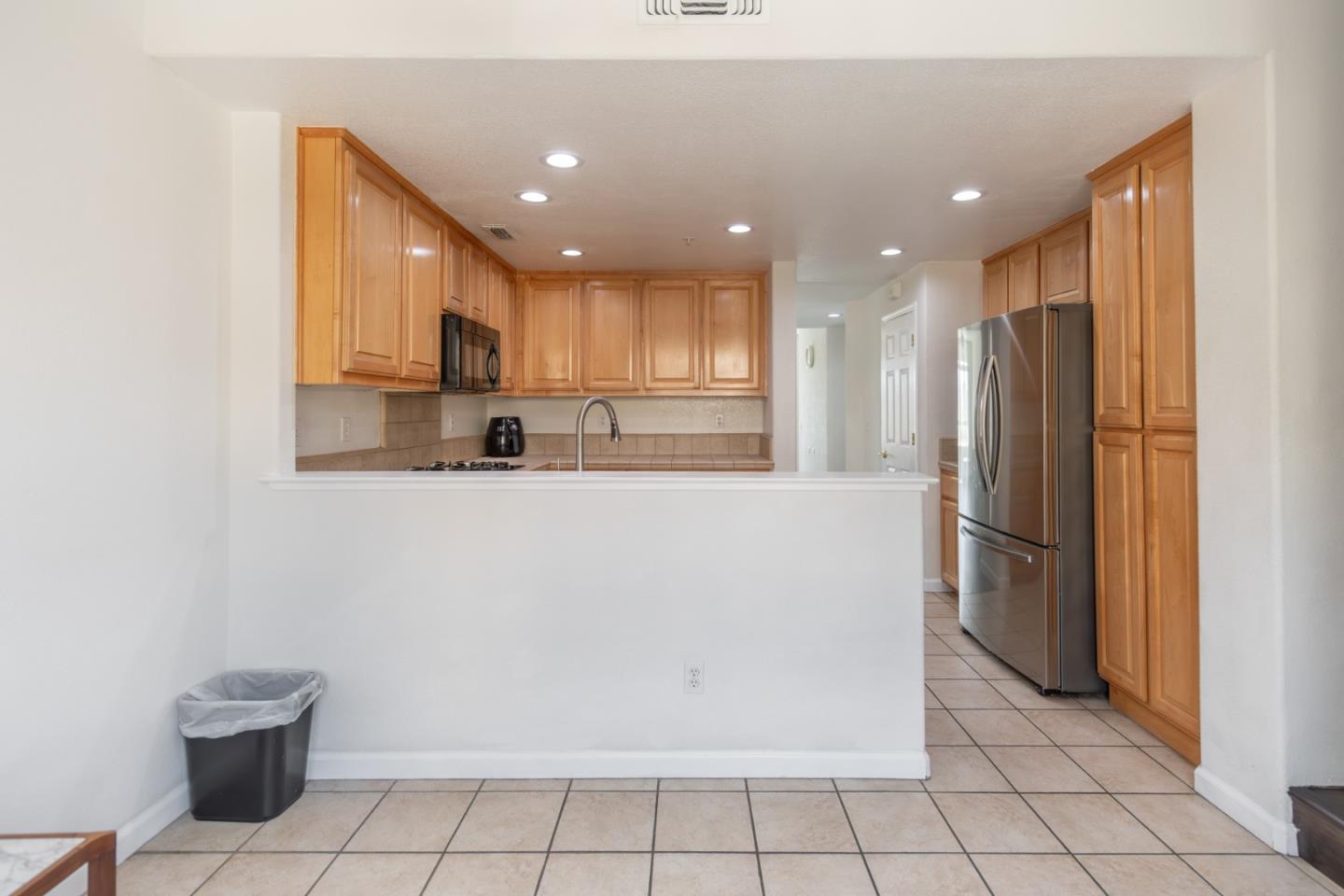 Photo #12: ML82040317 Listing: Photo #12