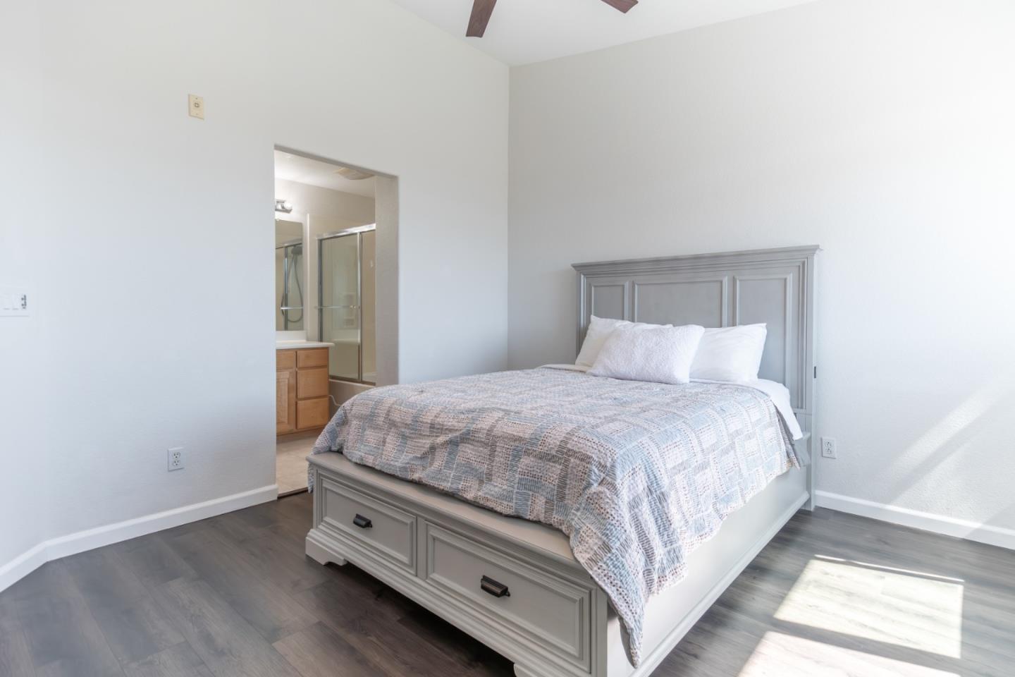 Photo #15: ML82040317 Listing: Photo #15